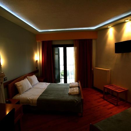 Elikonio Hotel Agia Anna  Exterior foto